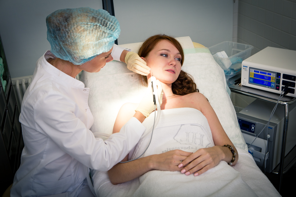 Diagnosis and removal of skin growths in EMC