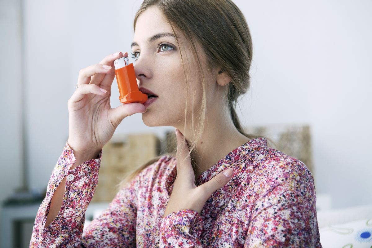 Treatment of asthma exacerbation in EMC