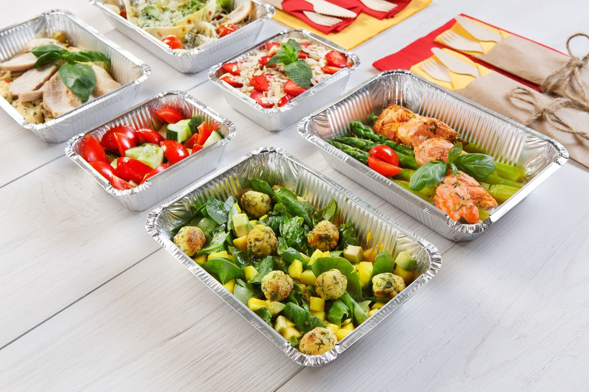 Treatment of food addiction in adults