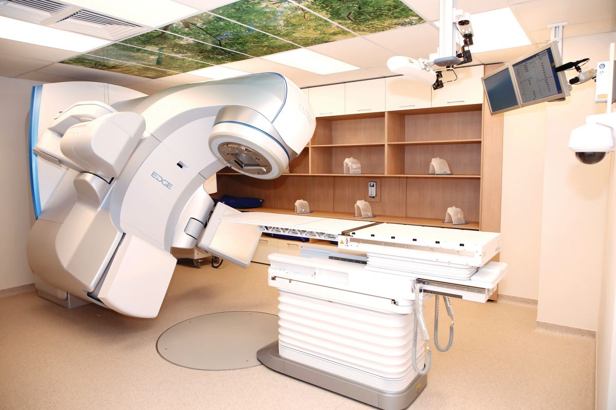 Varian EDGE accelerator