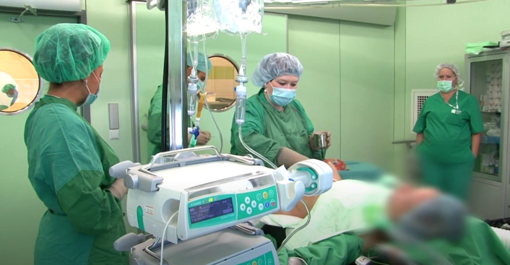 Cervical polyp removal